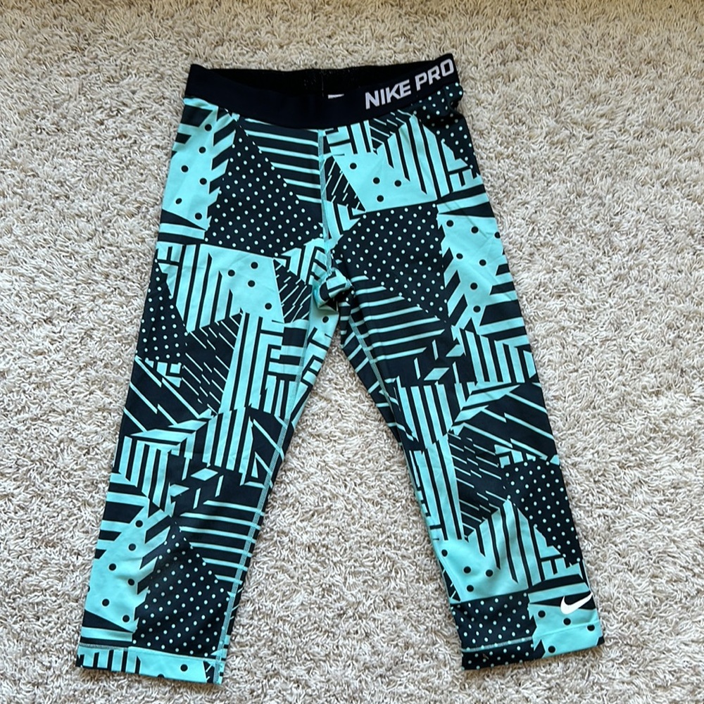 Nike Pro Dri-Fit leggings